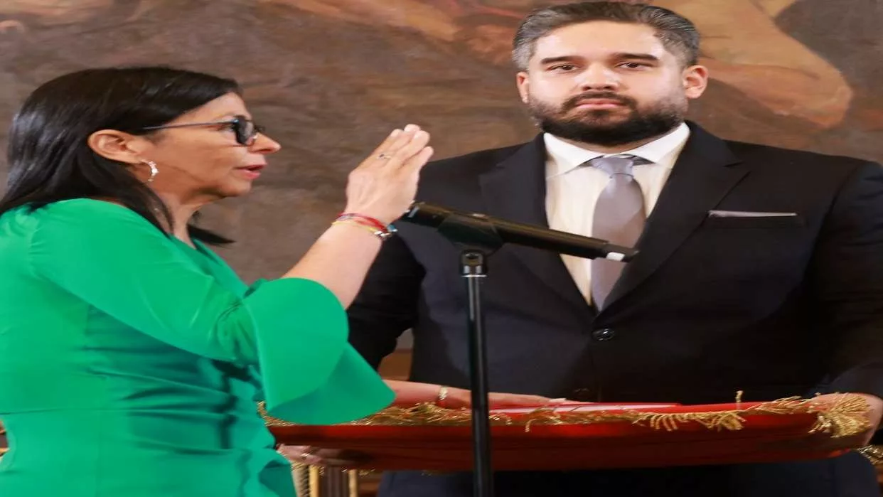 Padrino López respalda a Delcy Rodríguez como presidenta encargada de Venezuela